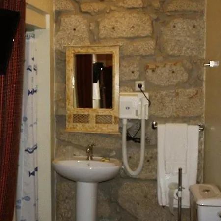 Residencia Pedra Antiga 3* Porto